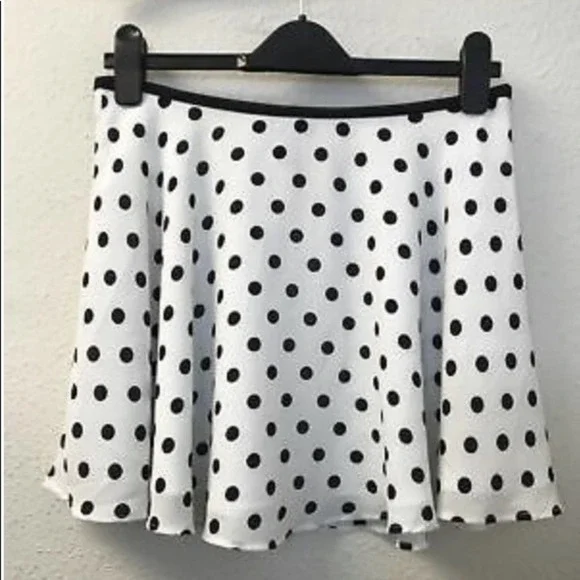 NWT F21 white & black polka dot skirt-M - Picture 2 of 5
